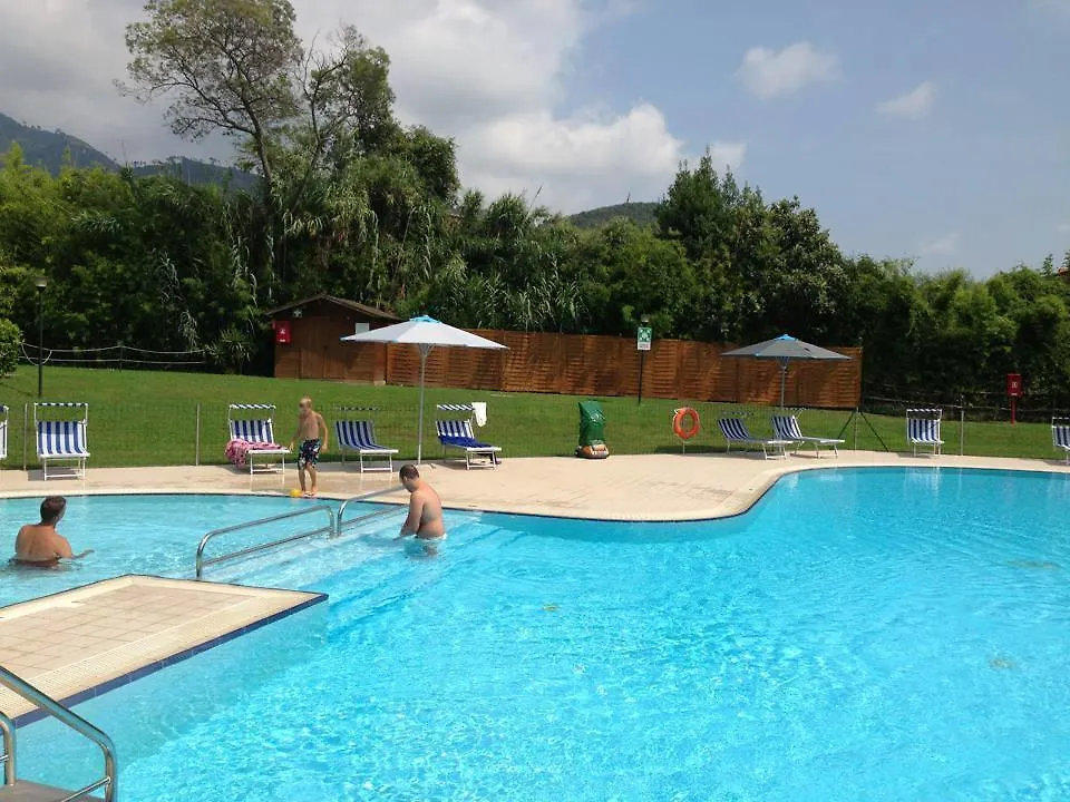 Aurelia Rta Detta Il Cascinale Aparthotel Montignoso 2*,
