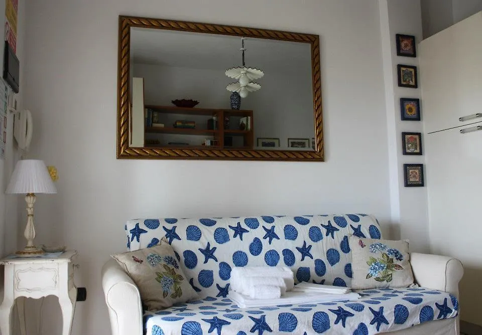 **  Aurelia Rta Detta Il Cascinale Aparthotel Montignoso Italy