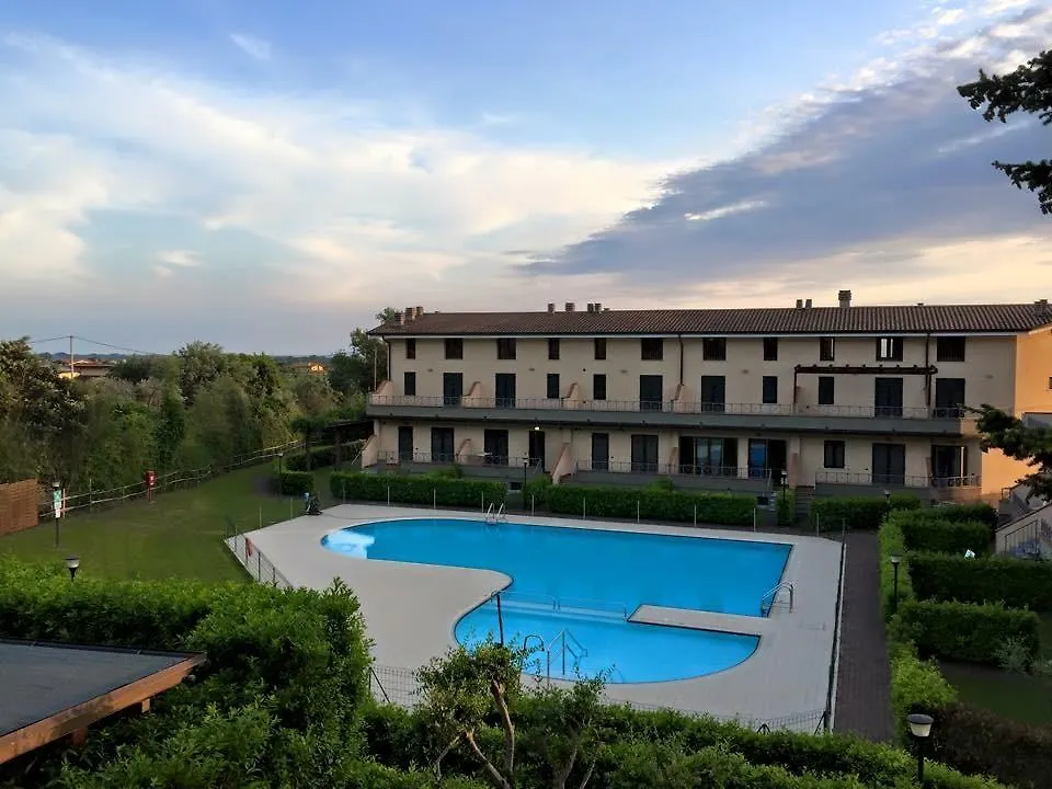 Aurelia Rta Detta Il Cascinale Aparthotel Montignoso 2*,