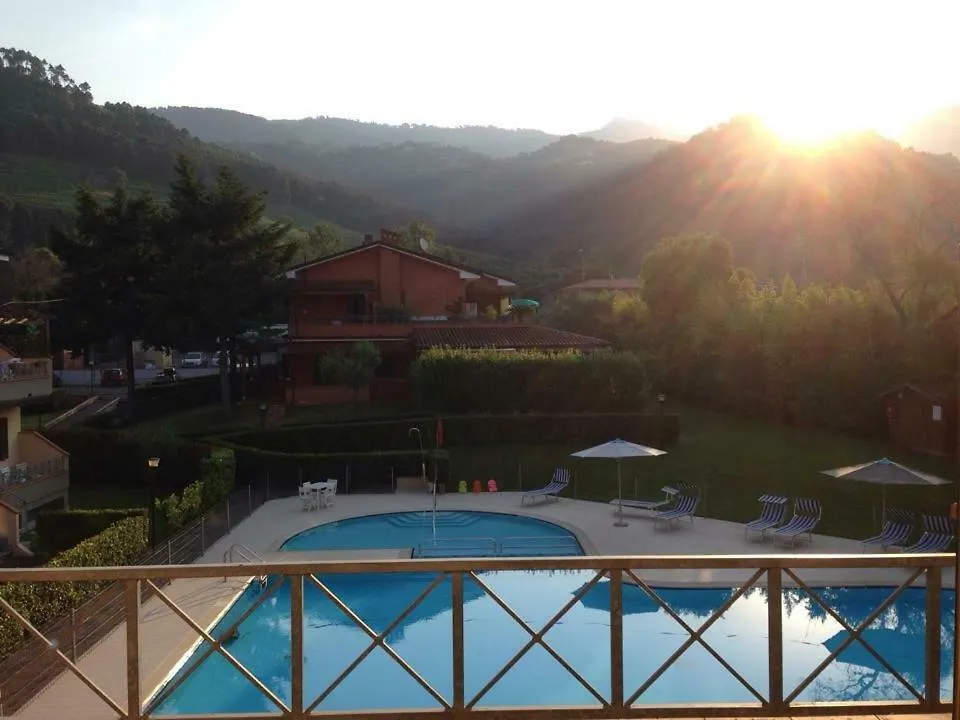 Aurelia Rta Detta Il Cascinale Aparthotel Montignoso Itália