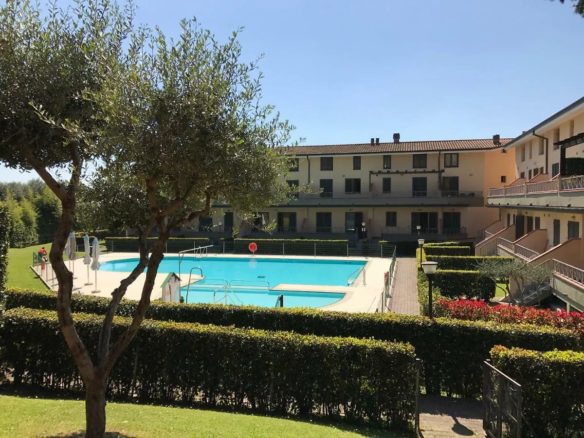 Aparthotel Aurelia Rta Detta Il Cascinale Montignoso