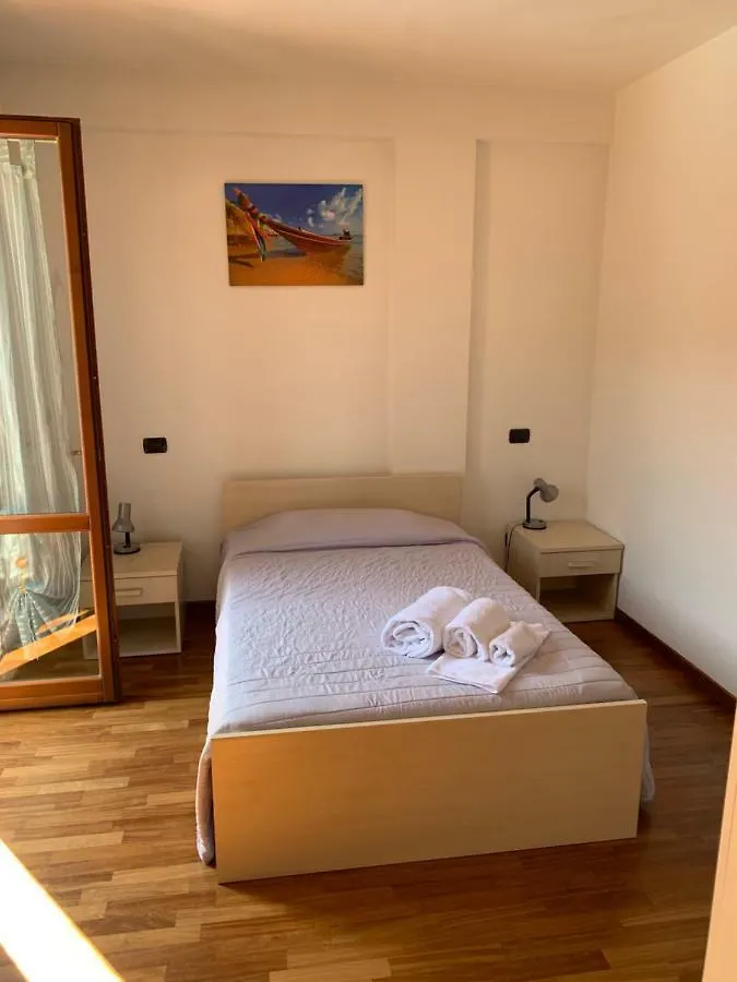 Aparthotel Aurelia Rta Detta Il Cascinale Montignoso 2*,  Italia