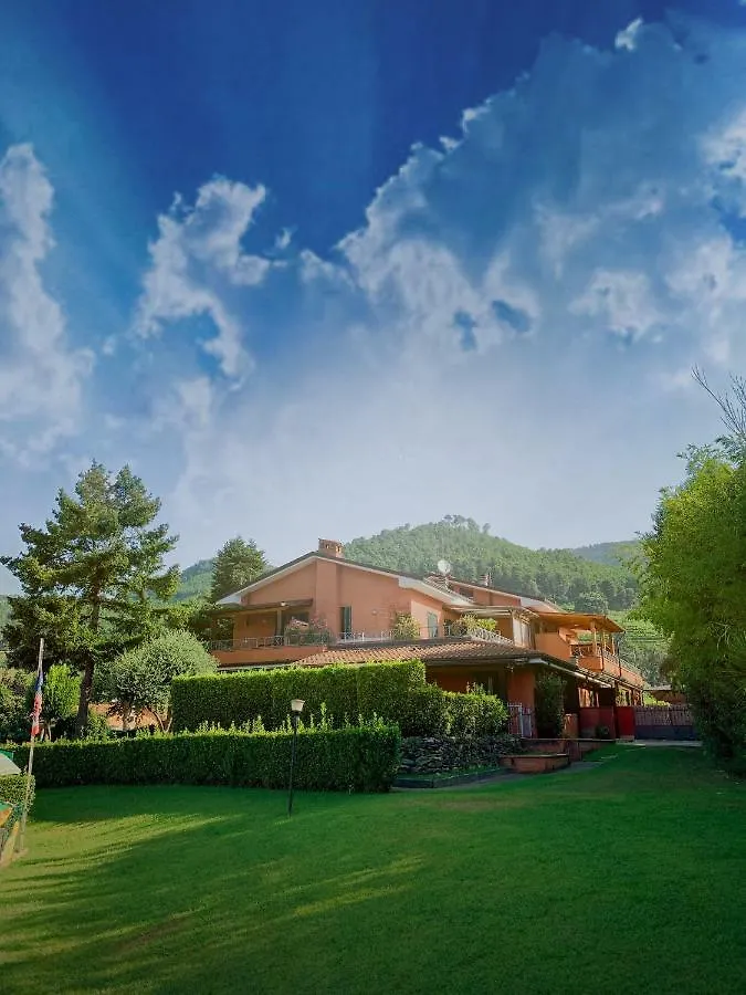 Aparthotel Aurelia Rta Detta Il Cascinale Montignoso